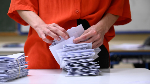 Επιστολική ψήφος: Περισσότερες από 178.000 εγγραφές-Αντίστροφη μέτρηση στην προθεσμία εγγραφής