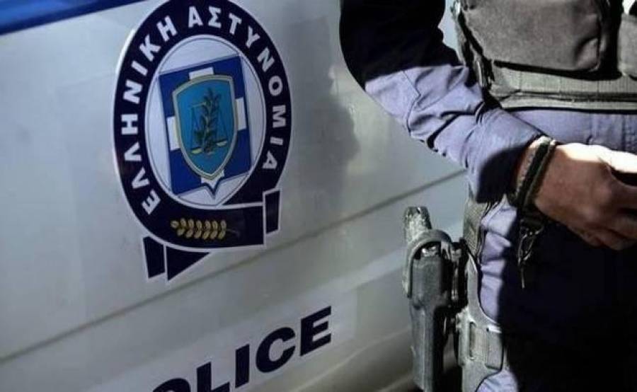 Εντοπίστηκε εργαστήριο απομιμητικών ειδών στη Δραπετσώνα - Πέντε συλλήψεις